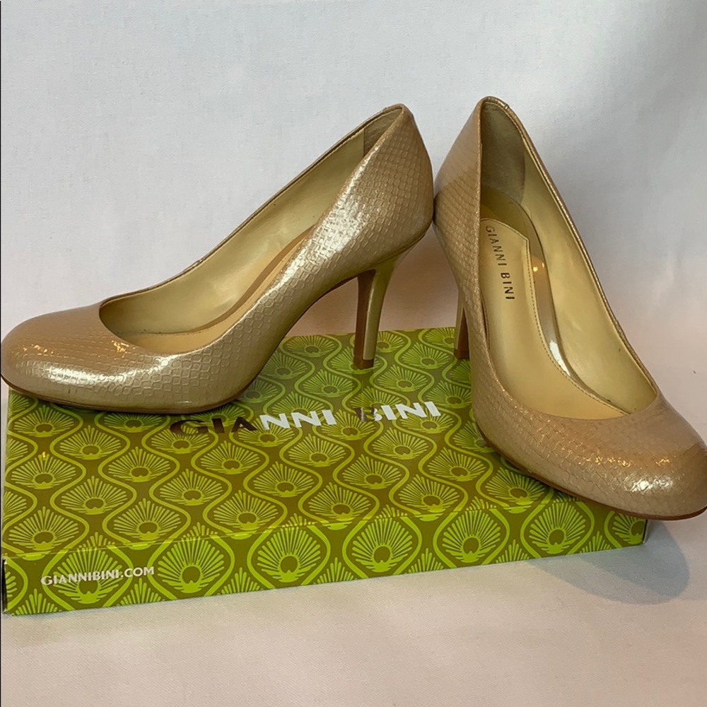 Gianni Bini Becca pumps “Sander” color Size 8.5